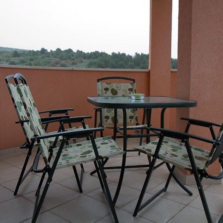 Villa Marica Примоштен Экстерьер фото