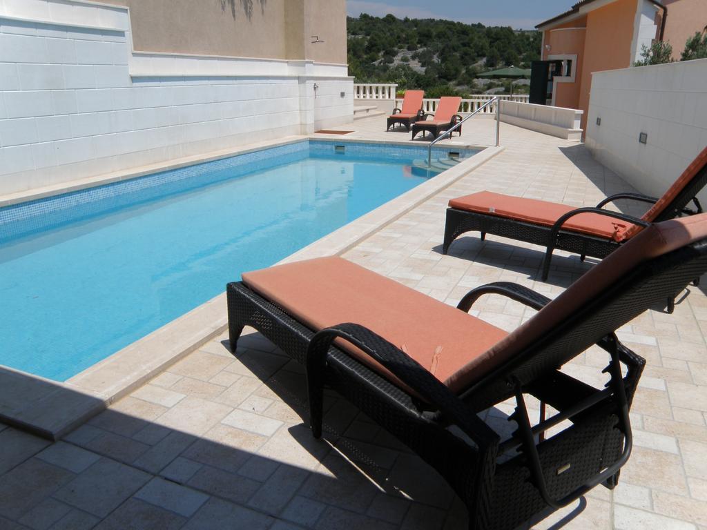 Villa Marica Примоштен Экстерьер фото