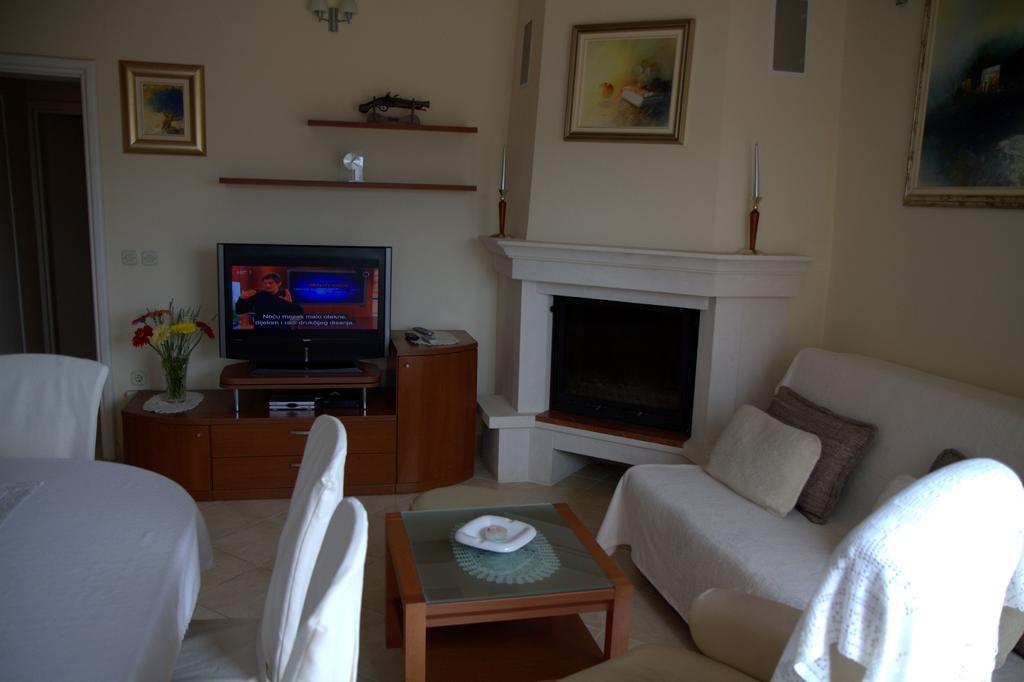Villa Marica Примоштен Экстерьер фото